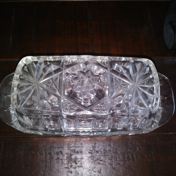 *Vintage* Crystal glass butter dish - Picture 2 of 8